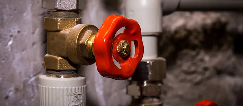 Water Valve Replacement and Repair in Aurora, ON